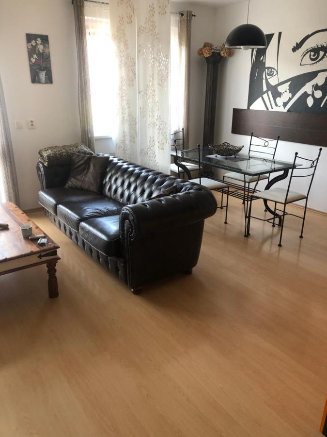 Apartment Richie Near Aquapark Prag